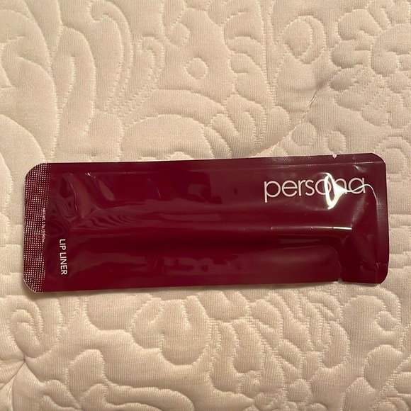 Persona Lip Liner 90210 - Picture 2 of 4